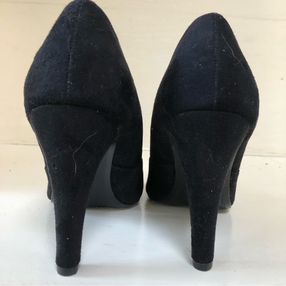 Black suede shoes size 8 - Picture 4 of 11